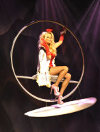 PAMELA ANDERSON STARS IN ALADDIN