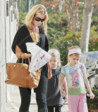 Denise Richards, Lola Sheen, Sam Sheen