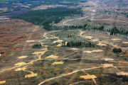 World's largest tar sands deposits spark environmental crisis