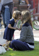 Pregnant actress AMANDA PEET takes her cute daughter FRANCES PEN to the Coldwater Canyon Park