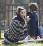 Amanda Peet and daughter Frances Pen at the Coldwater Canyon Park in Beverly Hills, Los Angeles, America - 30 Jan 2010