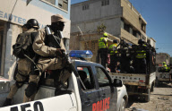 (7)HAITI-PORT-AU-PRINCE-ELECTRICAL APPLIANCE SHOP-LOOT