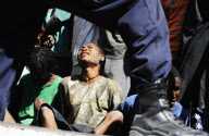(14)HAITI-PORT-AU-PRINCE-ELECTRICAL APPLIANCE SHOP-LOOT