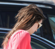Britney Spears shops Valentines Day with no bra!
