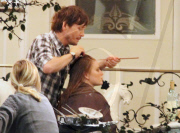 EXCLUSIVE Jessica Simpson gets hair extensions while Ashlee looks on