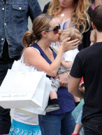 Jennifer Meyer, Otis Maguire