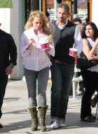Is There Trouble Between Britney Spears and Jason? 