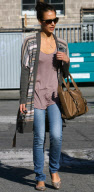 A very skinny Jessica Alba