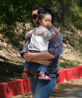 EXCLUSIVE Katherine Heigl withdaughter Naleigh at the park_Part3