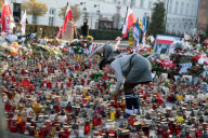 Flowers and tributes are laid at the Presidential Palace for victims of the Smolensk plane crash, Warsaw, Poland - 15 Apr 2010