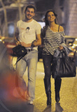 Iker Casillas y Sara Carbonero beso en una noche de Madrid.