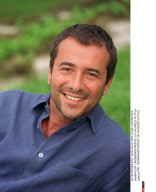 DIFF LIM/BERNARD MONTIEL EN VACANCES AU PYLA