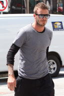 Victoria and David Beckham take the boys to Pinkberry Part 3