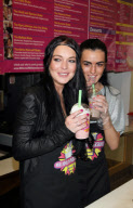 Starlet LINDSAY LOHAN and little sis ALI concocted a custom milkshake at 'Millions of Milkshakes'