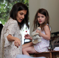 Suri Cruise is a "sucker" for sweets!