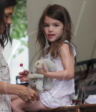 Suri Cruise is a "sucker" for sweets!