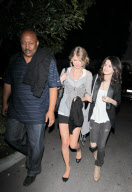 Date! Singer TAYLOR SWIFT and 'Glee' star CORY MONTEITH bowling together in Studio City
