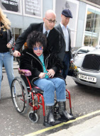 EXC ELIZABETH TAYLOR IN LONDON