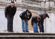Russell Crowe singing on the Spanish Steps in Rome, Italy - 15 May 2010