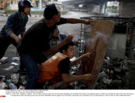 THAILAND: CLASH OF THE RED SHIRTS IN BANGKOK