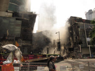 (8)THAILAND-BANGKOK-CURFEW-EXTEND