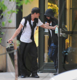 Ryan Phillippe and New Girlfriend Leave Hotel