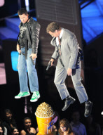 Mark Wahlberg and Will Ferrell Dangle at the 2010 MTV Movie Awards