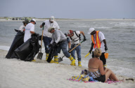 (4)US-GULF-OIL-LEAK