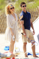 Kate Hudson Plays Badminton With Colin Egglesworth On The Set Of "Something Borrowed"