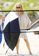 Kate Hudson Plays Badminton With Colin Egglesworth On The Set Of "Something Borrowed"