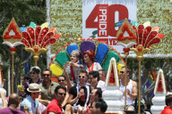 Kelly and Sharon Osbourne get the royal treatment at Los Angeles Pride Parade
