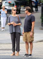 Uma Thurman Out On Date With Boyfriend!