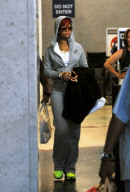 Rihanna Flies in Low Key