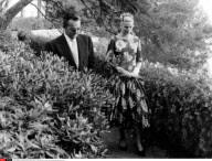 MONACO: PRINCE RAINIER & GRACE KELLY -    FIRST MEETING. A WALK IN THE GARDEN BEFORE