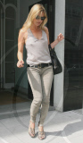 KATE MOSS SHOPPING AND LUNCHING 