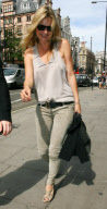 KATE MOSS SHOPPING AND LUNCHING 