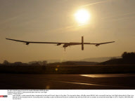 EXCLU/SWITZ: Solar-powered plane two-hour test flight
