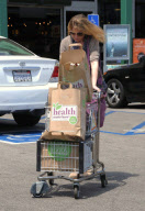 *EXCLUSIVE* Ellen Pompeo : Health Starts Here
