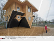 GETTORF:Up-side-down house