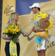Tom Cruise and Cameron Diaz visit the Tour de France 2010 