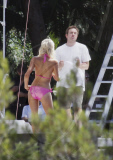 EXCLUSIVO.Paris Hilton rueda en trikini en Ibiza.