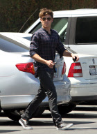 EXCLUSIVE... Zac Efron Gives His Sexiest Stare