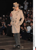 PARIS : Celebrities at Dior Fashion Show