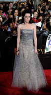 Kristen Stewart attends "The Twilight Saga: New Moon" premiere in Los Angeles