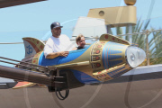 *EXCLUSIVE*  Kevin Federline takes the kids to Disneyland