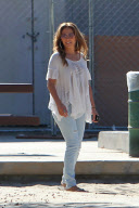 *EXCLUSIVE* Jennifer Lopez : Swinging Saturday Afternoon with the Family!
