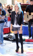 Carrie Underwood Performs For The Today Show In NYC! 