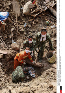 ZHOUQU : Mudslides hit Gansu