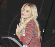 Lindsay Lohan car trouble!