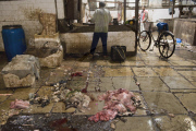 Mumbai's shocking meat market - Crawford Market (or Phule Market)